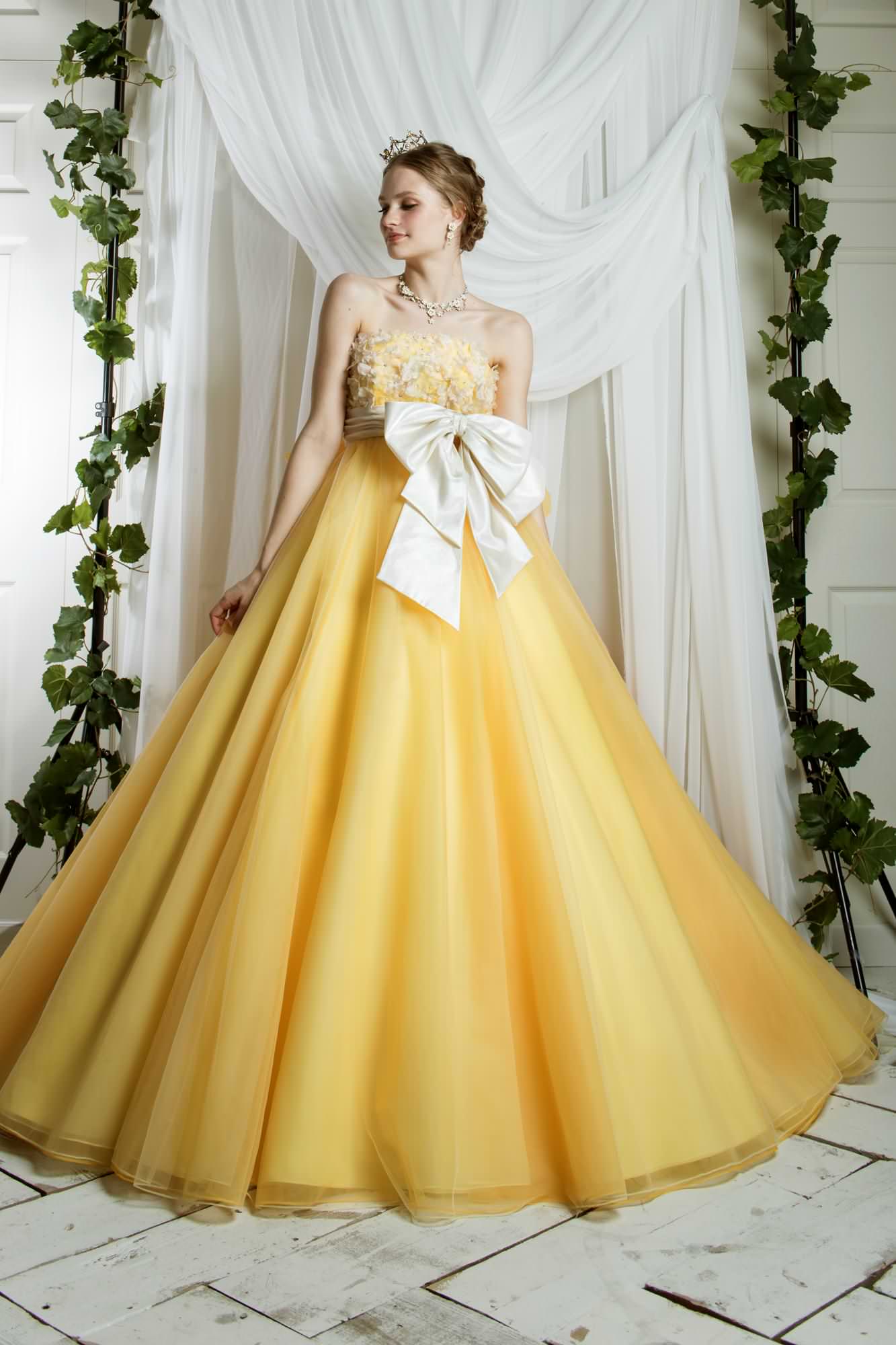 イエローエンパイアドレス 【結婚式 カラードレス レンタル】 – 結婚式