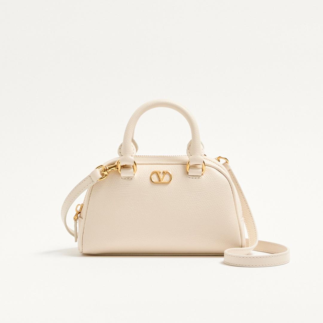 公式】ヴァレンティノ ガラヴァーニ 'Vロゴ シグネチャー' ウィメンズ