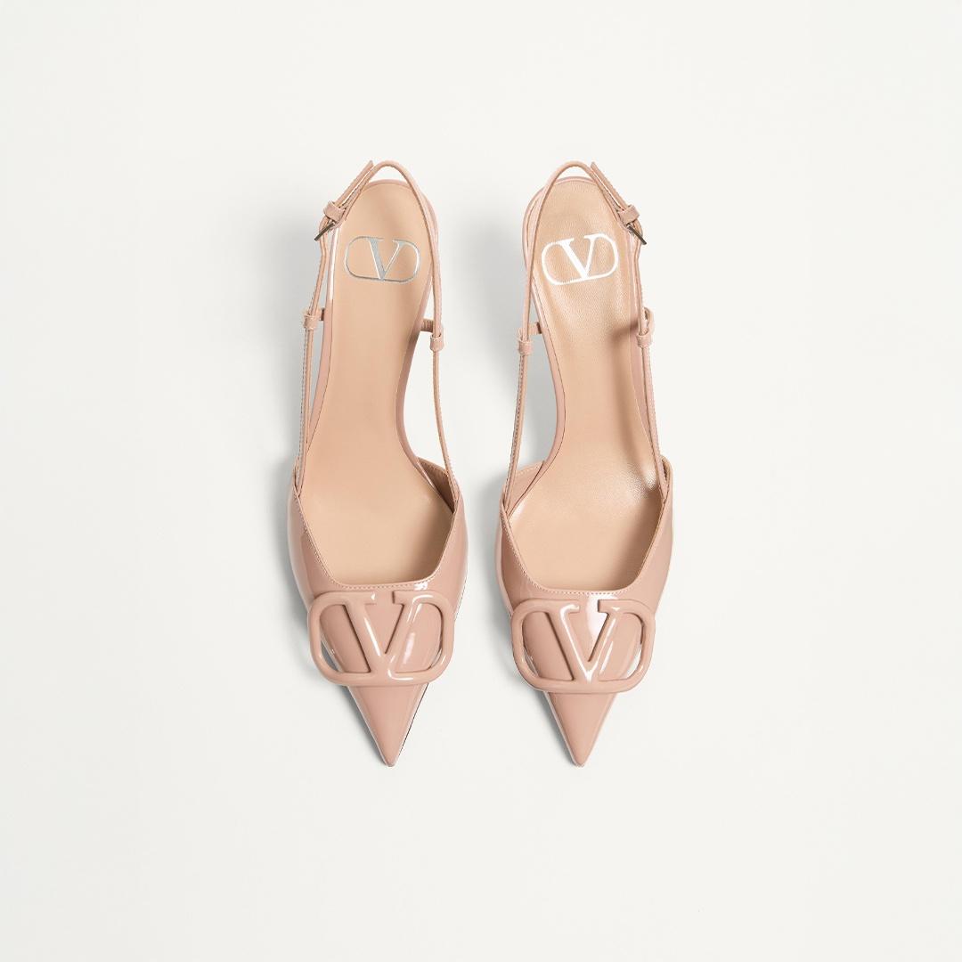 公式】ヴァレンティノ ガラヴァーニ 'Vロゴ シグネチャー' ウィメンズ
