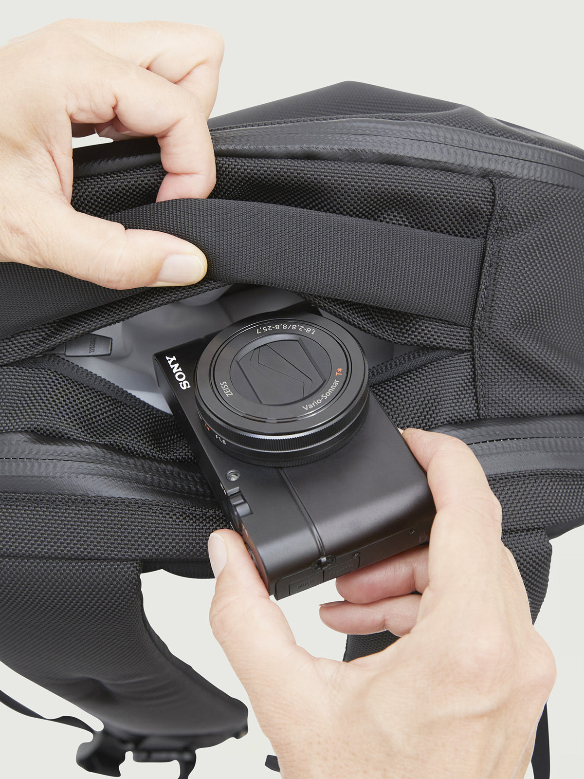 WEXLEY - Active Pro Pack 1680D Cordura® Ballistic