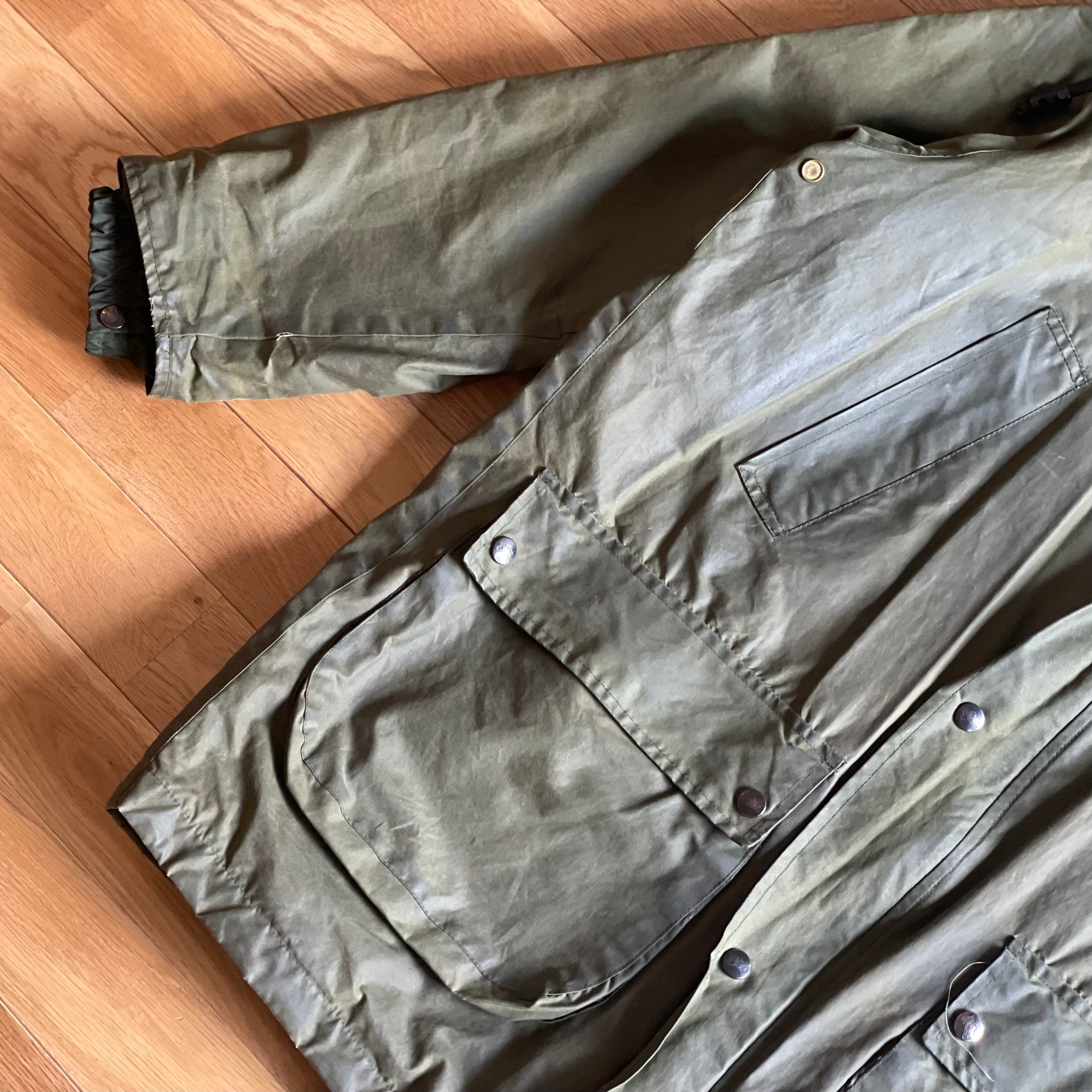 BURBERRYS オイルドジャケット バブアー社ビューフォート類似