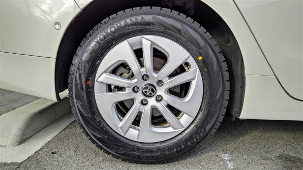 YOKOHAMA [1本] iceGUARD 7 iG70 165/60R14 75Q 価格比較 - 価格.com