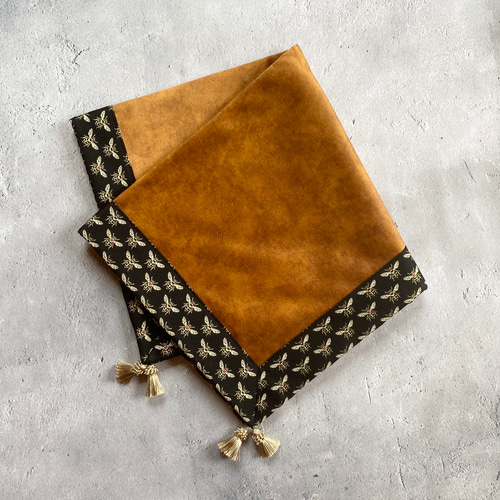 フランス製 蜂柄ジャガード生地☆ハンドメイドタロットクロス その他