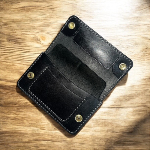 ミドルトラッカーウォレット/姫路レザー芯通し黒色/ステッチ白色/フル