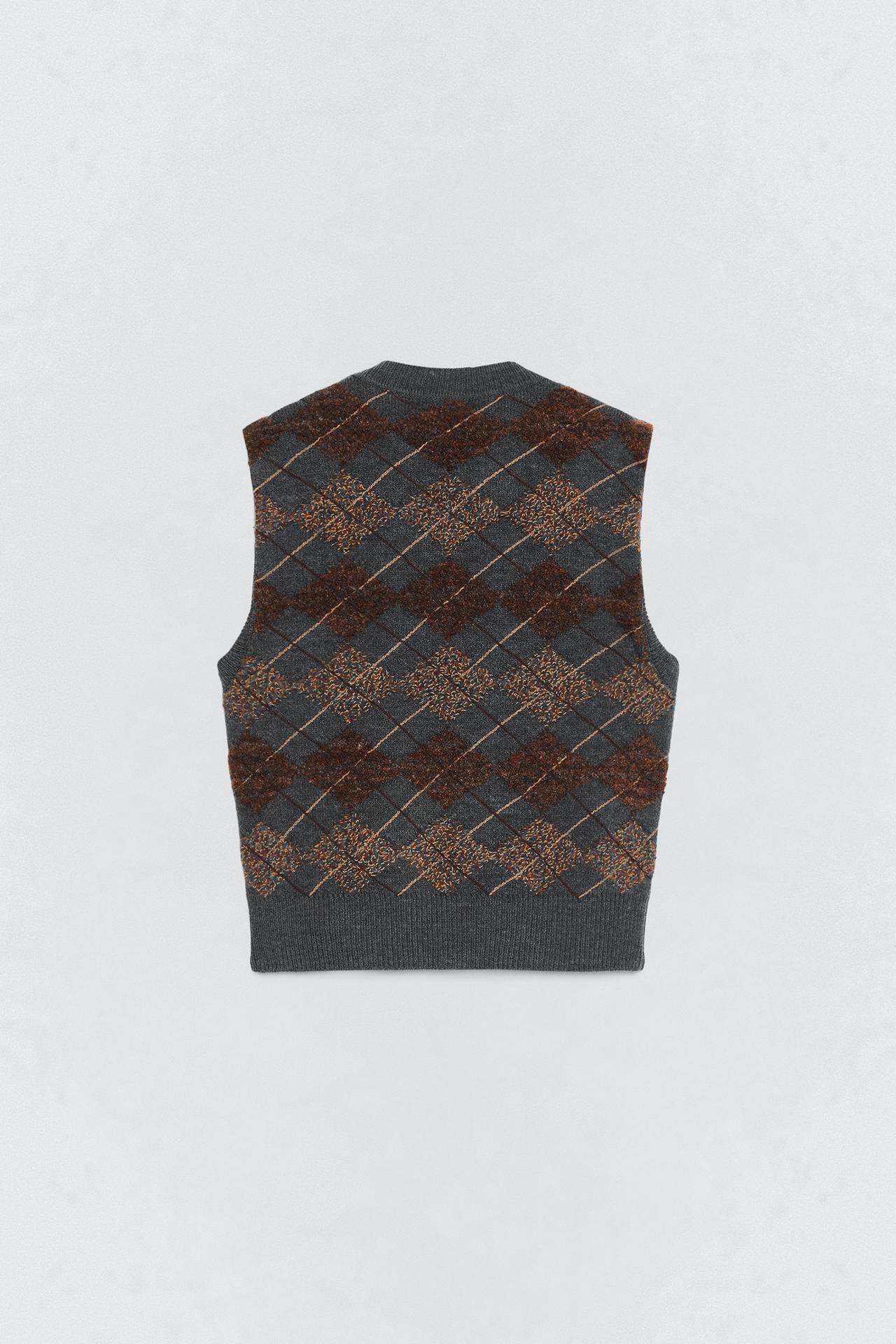 ZARA】SOSHIOTSUKI テクスチャードダイヤモンドニットベスト (ZARA