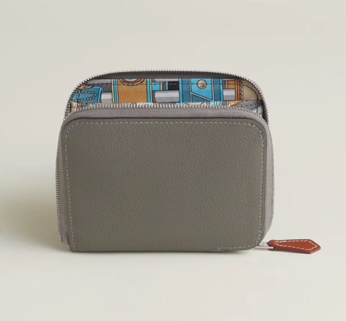 エルメス シルクインコンパクト グリメイヤー (HERMES/折りたたみ財布