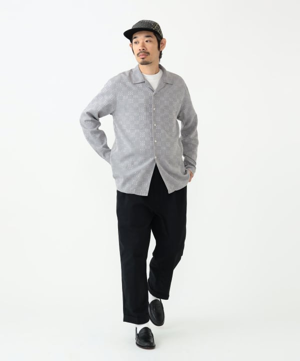 BEAMS PLUS（ビームス プラス）2 Pleats Tapered Twill（パンツ