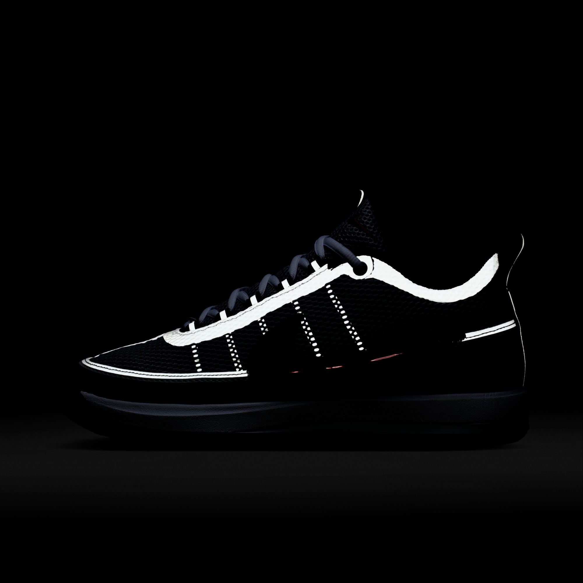 Nike Book 2 