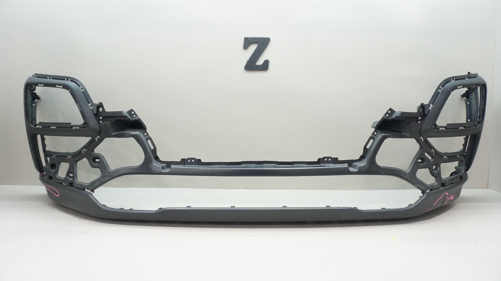 2018-2021 HYUNDAI KONA FRONT LOWER BUMPER COVER PANEL OEM 86510