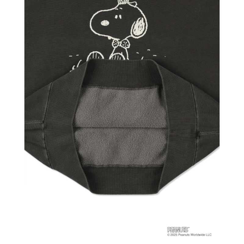 SMOOTHY x WDS Snoopy Pigment Crewneck Sweatshir