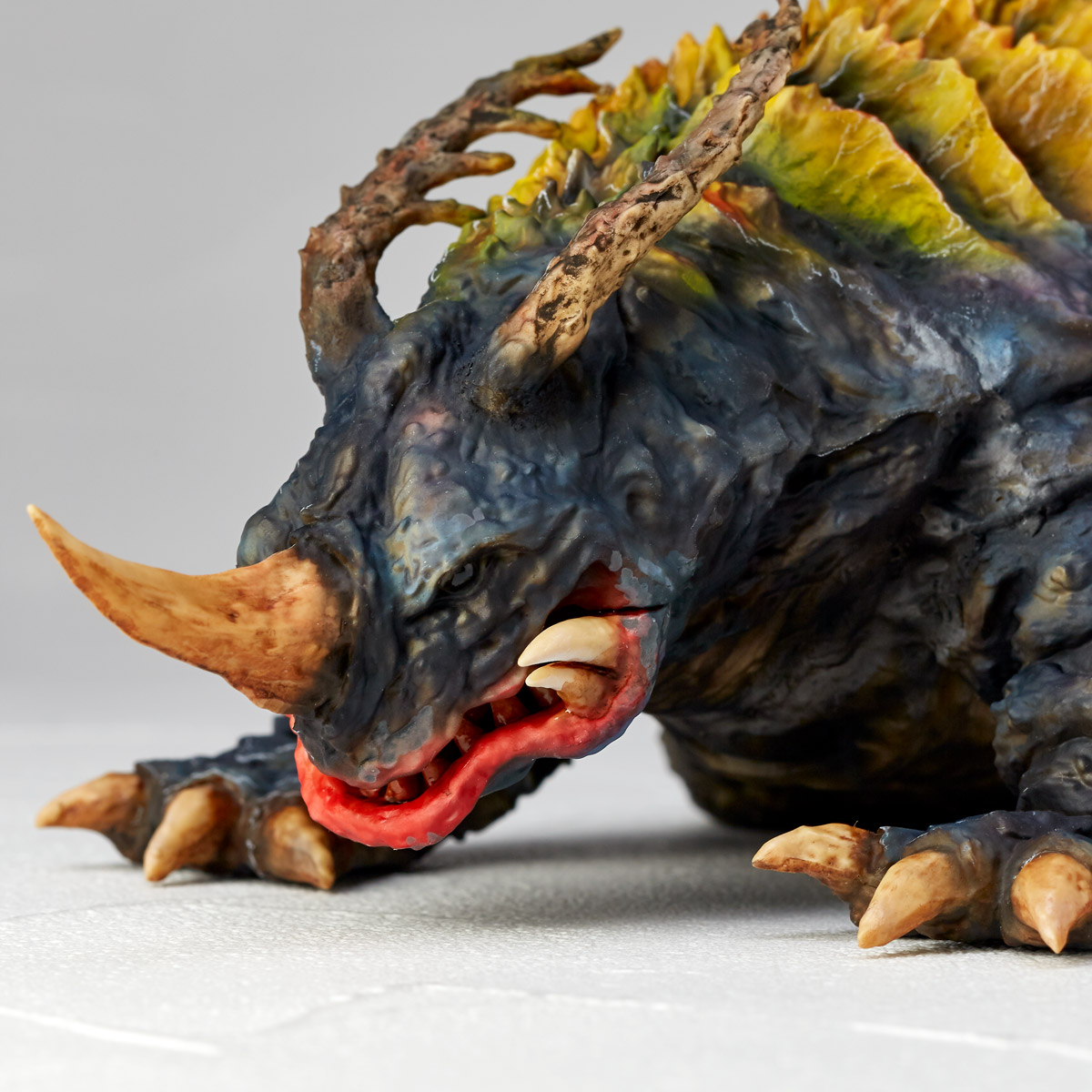 KOMORI PROJECT ネロンガ ソフトビニール製組み立てキット｜高知四万十