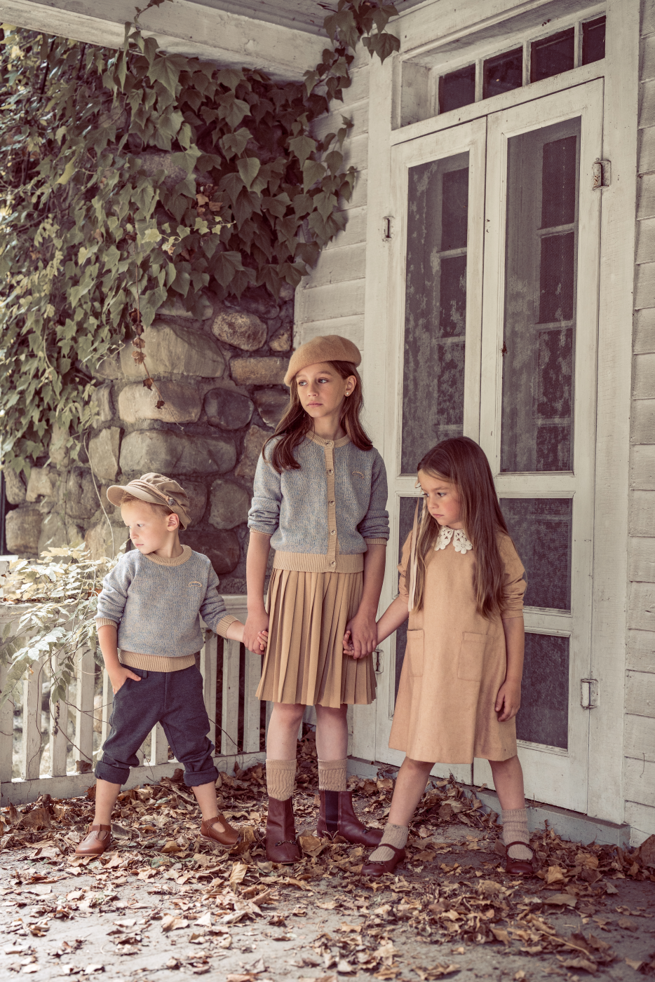 Coco Blanc Camel Pleated Skirt With Speckled Cardigan Set – Moonlight