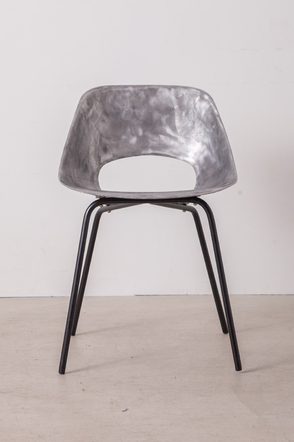 stoop | Tulip Chair for Steiner in Aluminium and Steel by Pierre