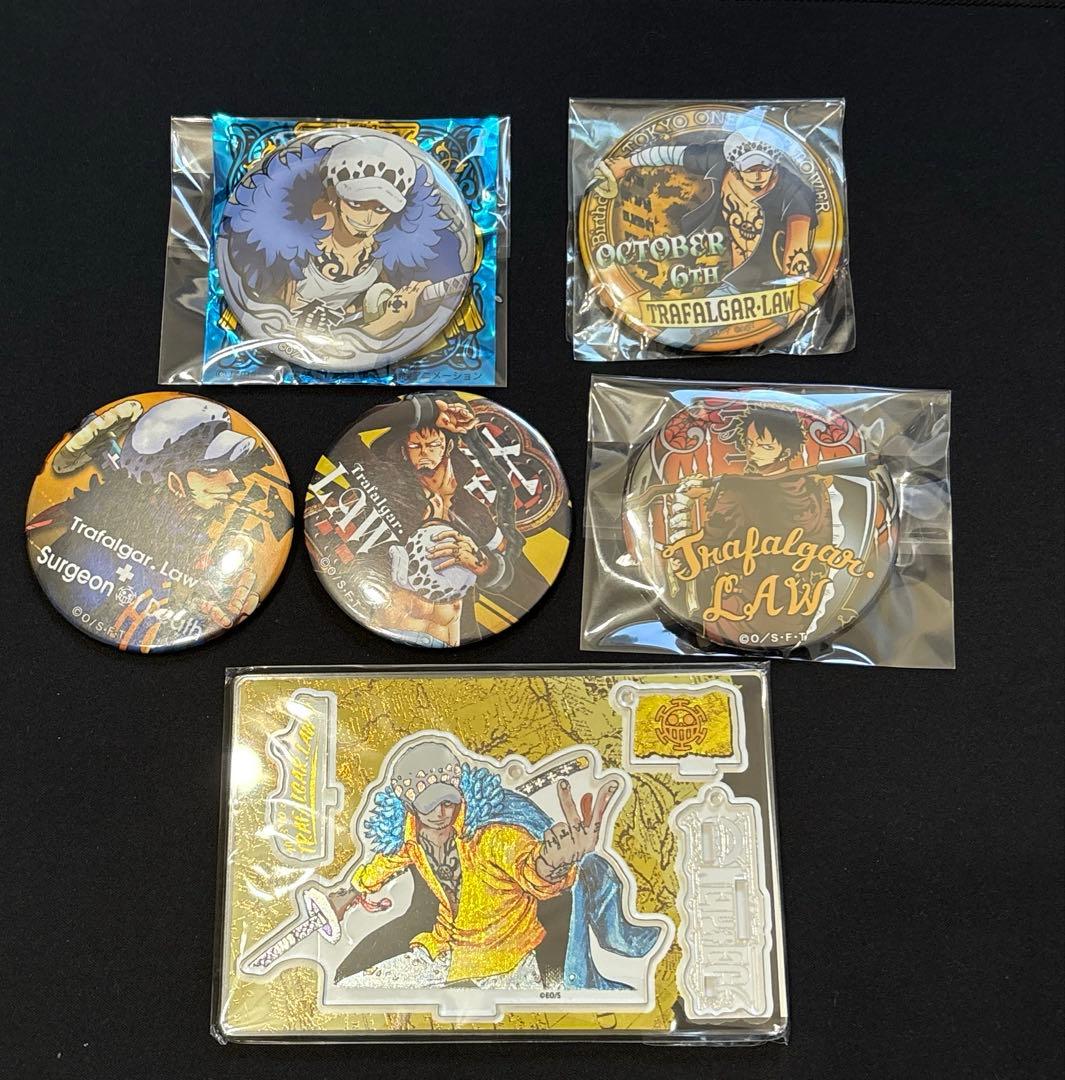 ONE PIECE ワンピース　トラファルガー•ロー　輩缶バッジ　まとめ売り ONE PIECE』コレクション缶バッジ“HEROES