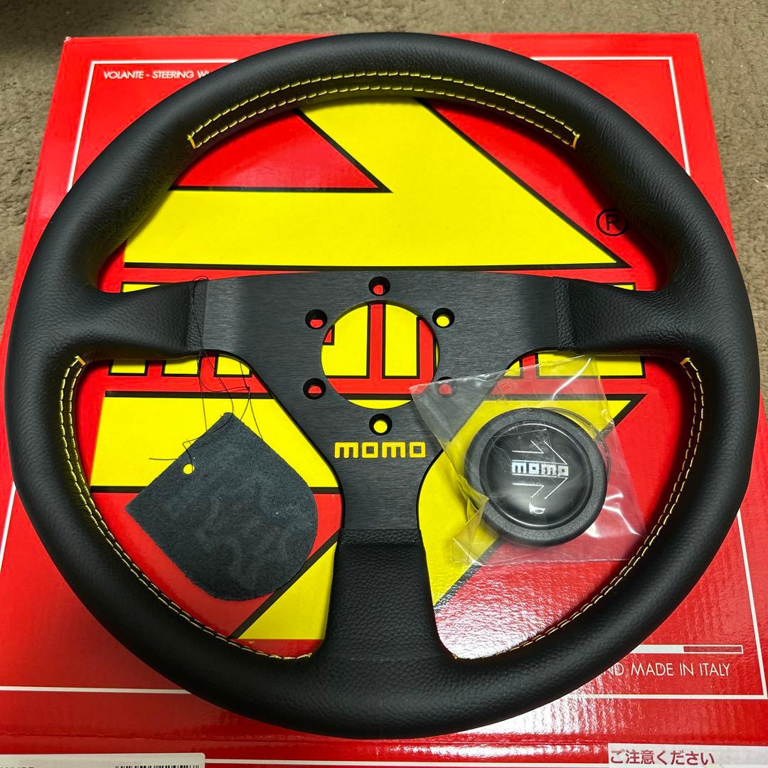 正規品未使用　MOMOヴェローチェ320mm格安 楽天市場】momo veloce racing 320の通販