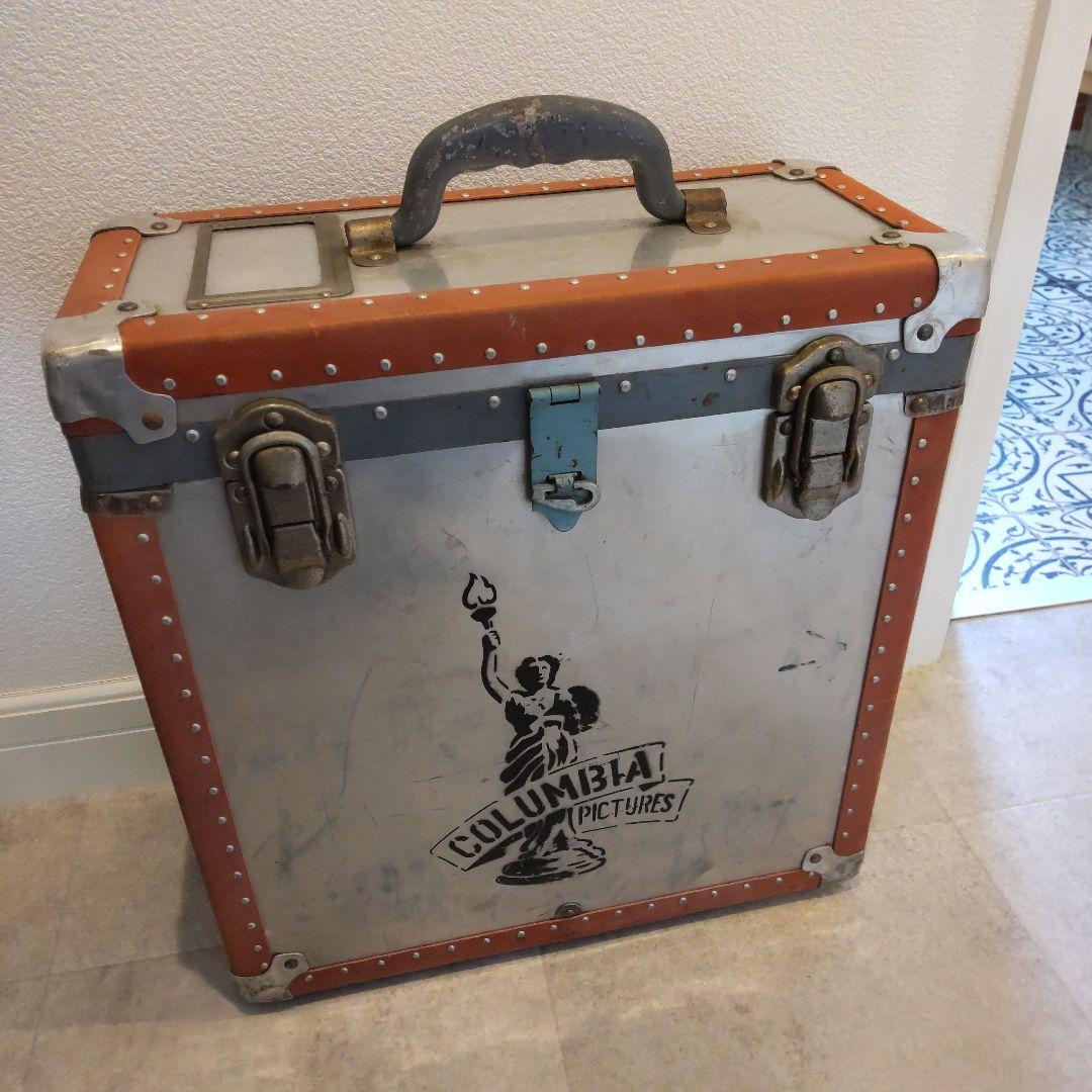 Columbia Pictures アンティークトランク インダストリアル アンティークトランク | わらべ館 [童謡・唱歌とおもちゃのミュージアム]