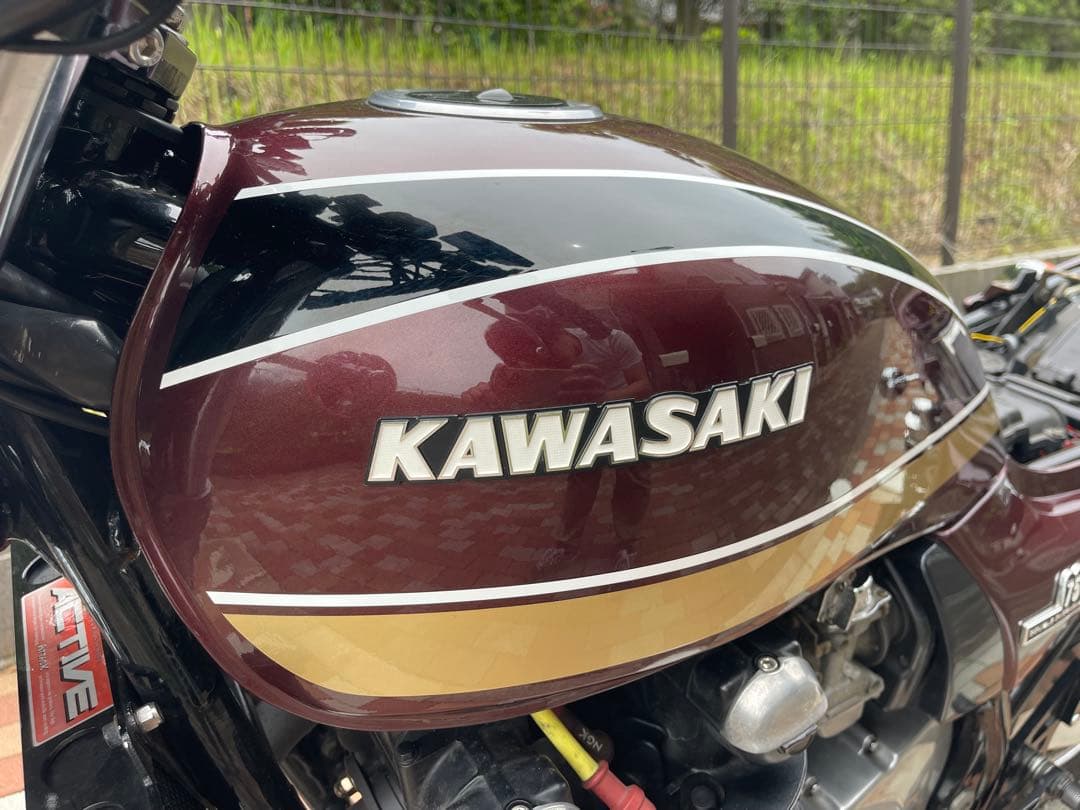 ゼファー750 KAWASAKI 玉虫マルーンカラー 外装 Kawasaki ゼファー750 玉虫カラー・Z2外装のご紹介！ / カスタム