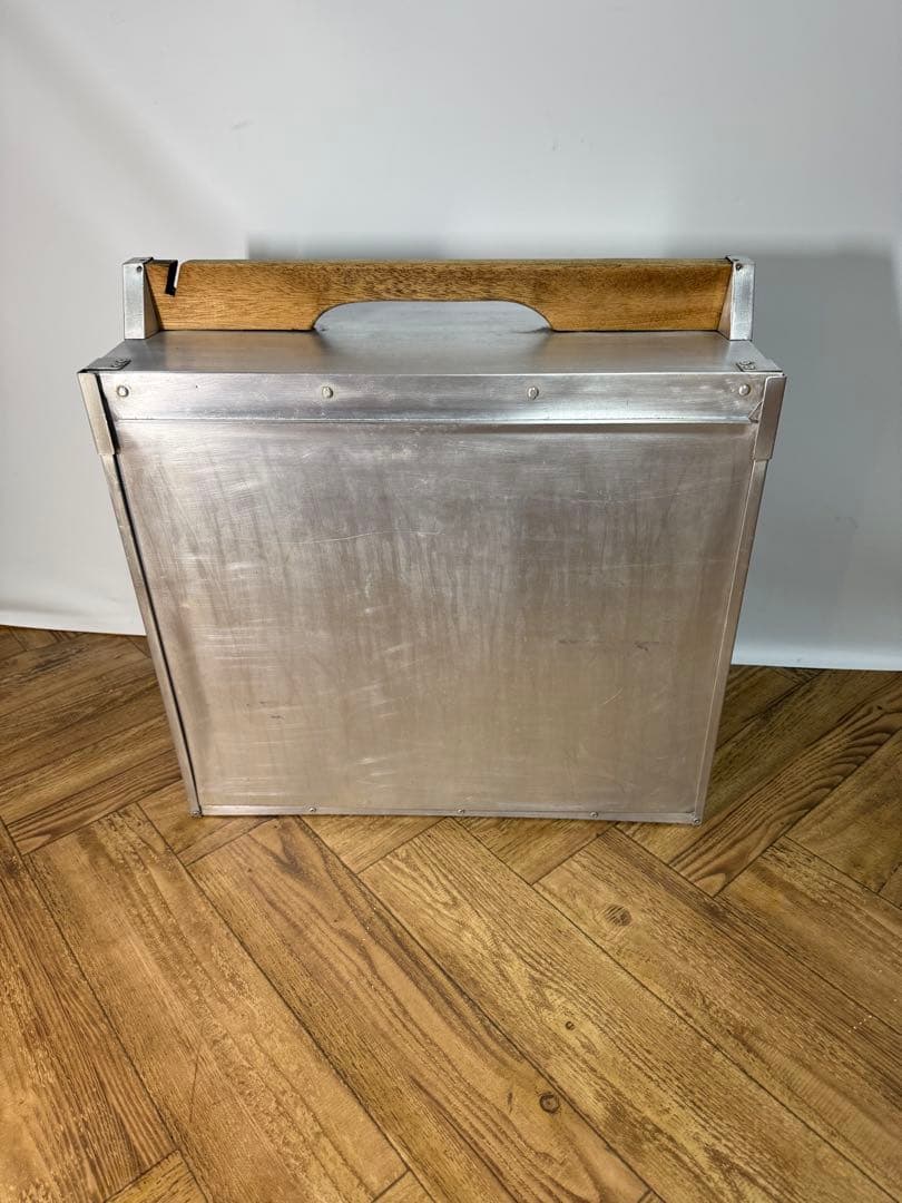 ◆出前箱◆おかもち◆47.5×25.5×47.5◆4段◆アルミ製◆岡持ち◆ 楽天市場】アルミ 出前箱 縦 4段 岡持 おかもち 出前道具 出前箱 人気