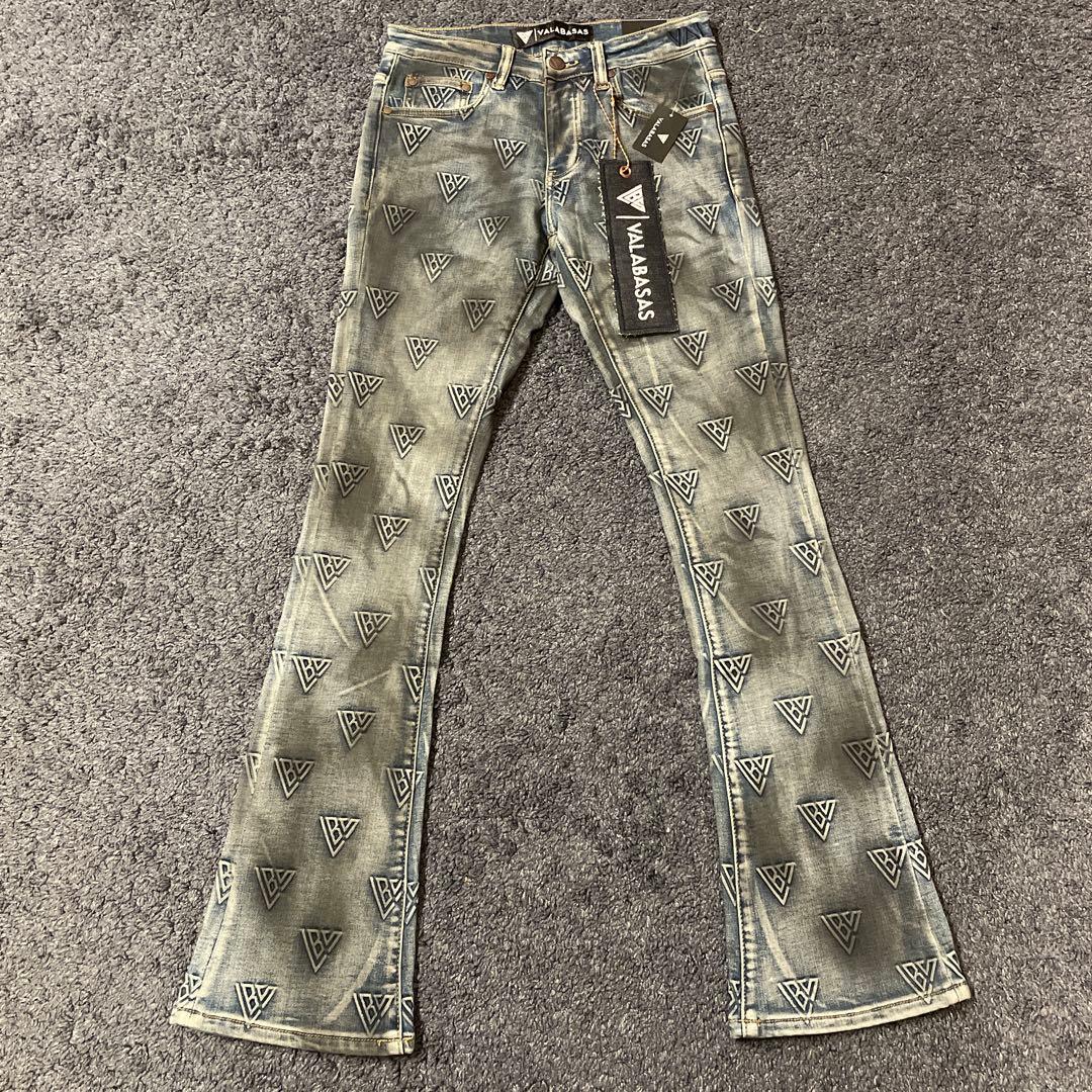 ‼️新作‼️VALABASAS バラバサス ロゴモノグラムスキニーフレアデニム 28 新品未使用】valabasas ブラックフレアデニム 28 バラバサス - メルカリ