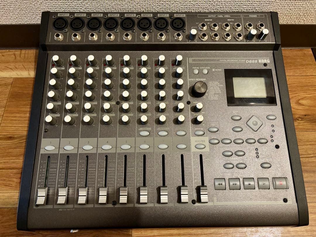 最終値下げ ほぼ未使用 KORG D888 マルチトラックレコーダー 美品 KORG D888 Digital Recording Studio Multi Track Recorder MTR Used