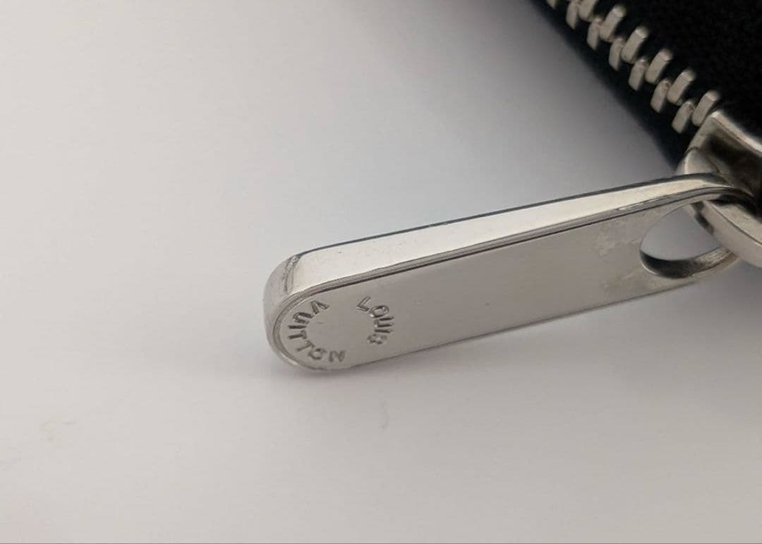 《極美品》LV ダミエグラフィット ケース