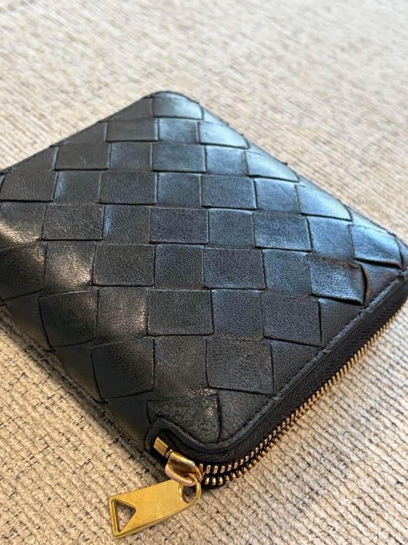 ボッテガヴェネタ BOTTEGA VENETA 2つ折り財布 小銭入れ付き BOTTEGA VENETA（ボッテガ・ヴェネタ） BOTTEGA VENETA 2つ折り財布