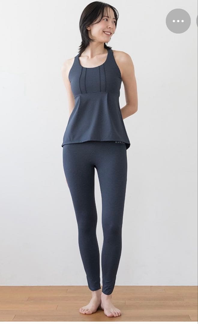 【SUKALA】デニムクロスタンクトップ〈L〉＆レギンス〈M〉 SUKALA】デニムクロスタンクトップ(S): ヨガウェアLAVA公式オンライン