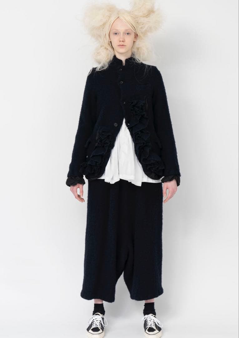 コムデギャルソン　ウール　ジャケット　フリル付き　とても暖かいです。 コムコム コムデギャルソンCOMME des GARCONS ウール縮絨フリル装飾