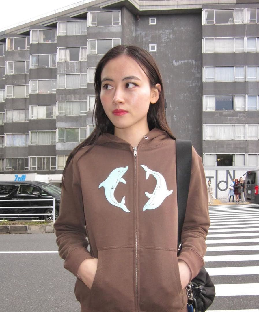 labyrins Two Dolphins Zip Hoodie shury - メルカリ