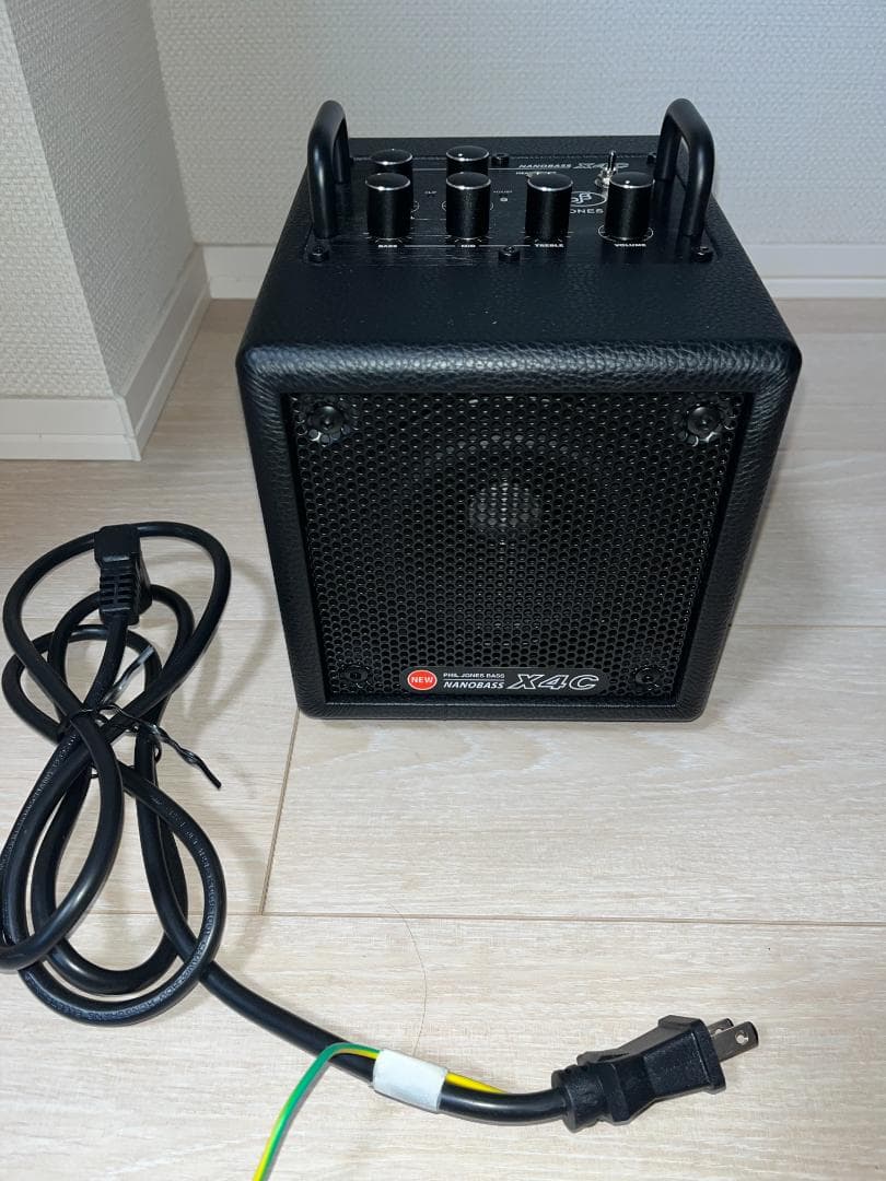 PHIL JONES BASS/ NANOBASS X4C Black　美品 180846801_o1.jpg?