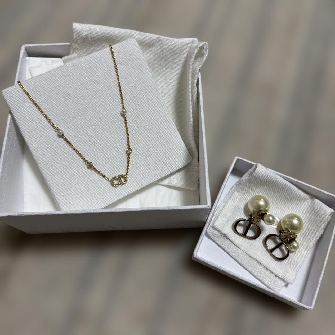 Christian Dior イヤリング 箱付き Christian Dior（クリスチャン・ディオール） ディオール Dior