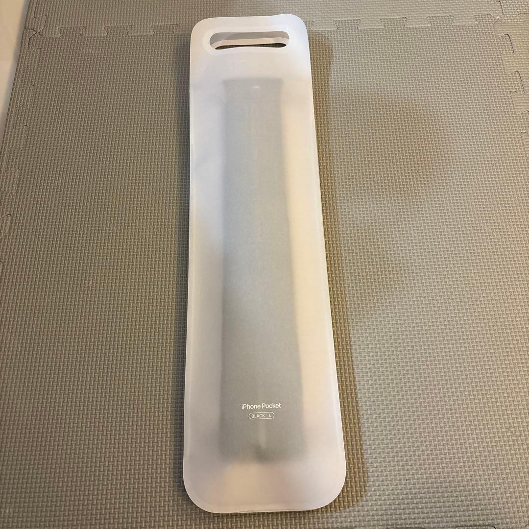 Apple iPhone Pocket ISSEY MIYAKE long 黒 iPhone Pocketは本当に買う価値がある？Apple×ISSEY MIYAKEコラボ製品