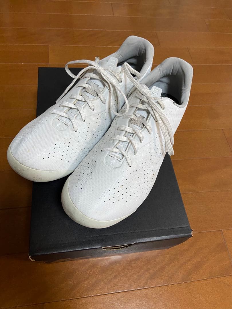 ★4日間限定割引‼️S-WORKS TORCH LACE ホワイト42.5 Specialized S-Works Torch Lace review: A subtle performance shoe