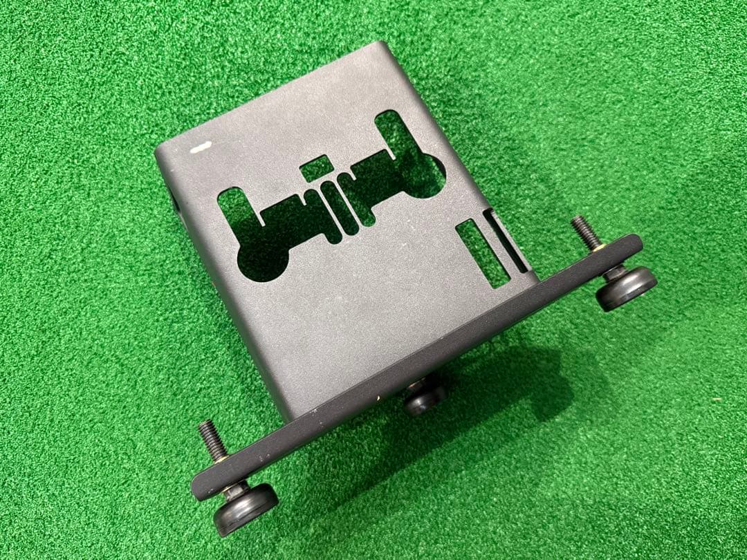 スカイトラック【SkyTrak】専用プロテクター　金属 Amazon.co.jp: Metal Protective Case for Skytrak スカイトラック