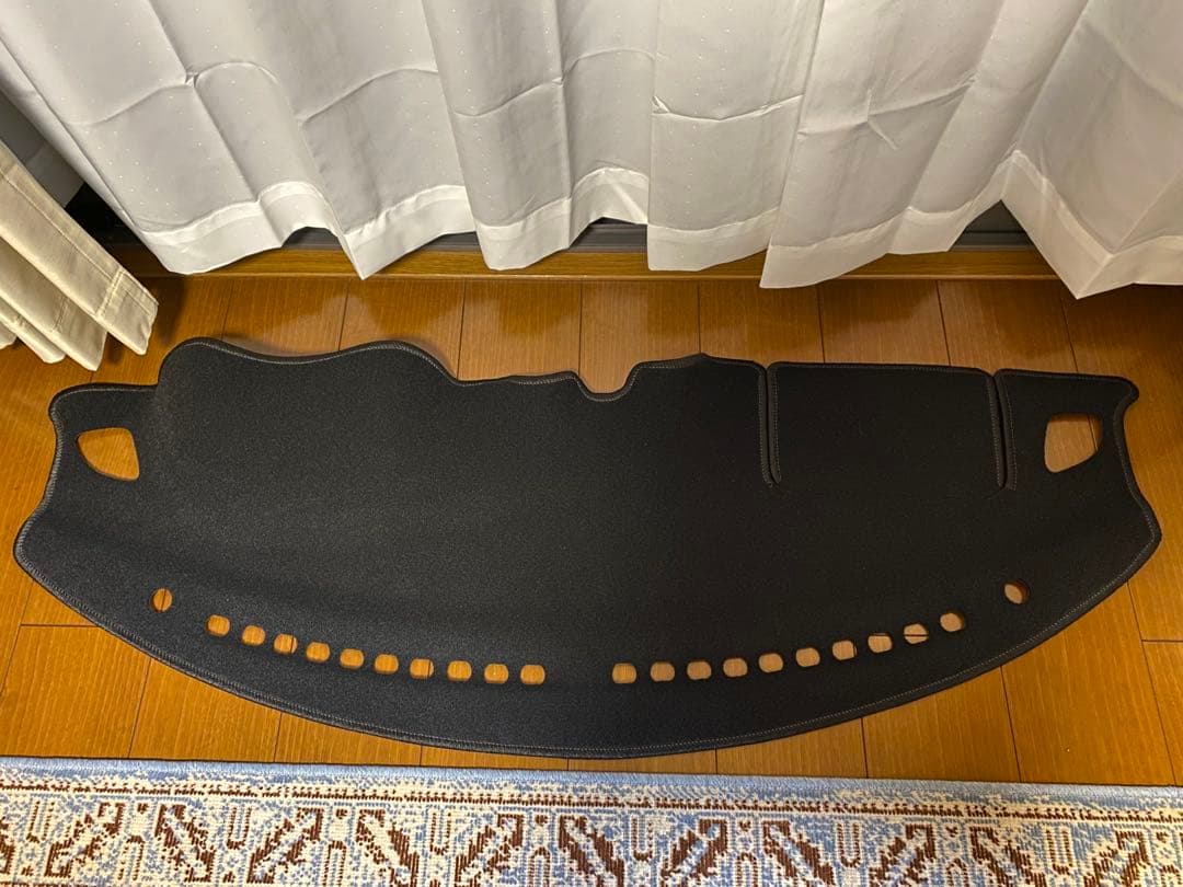 zc33s ダッシュボードマット sunland サンランド　スイフト スイフト スズキ 新型スイフト ZCEDS / ZDEDS対応 2024〜 専用 Sunland