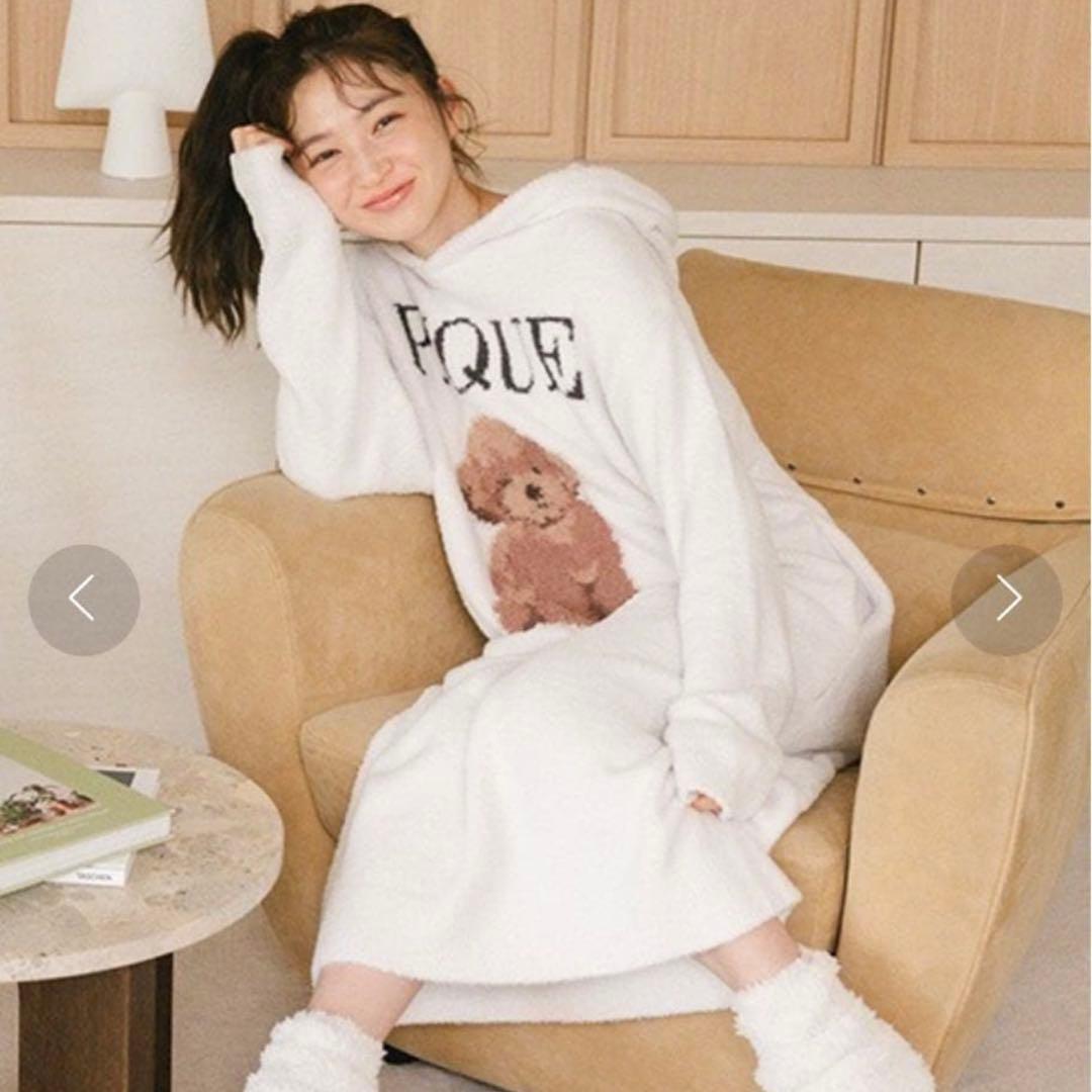 新品未使用タグ付き　ジェラートピケ　ワンピース　トイプードル 新品タグ付き】お値下げ中 ジェラートピケ トイプードルワンピース