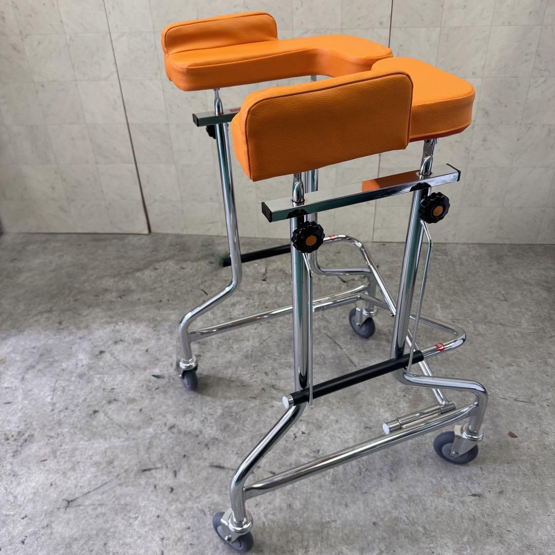 即日発送可能！アルコー1G型 折りたたみ式 施設用歩行器 アルコー / アルコー1G型