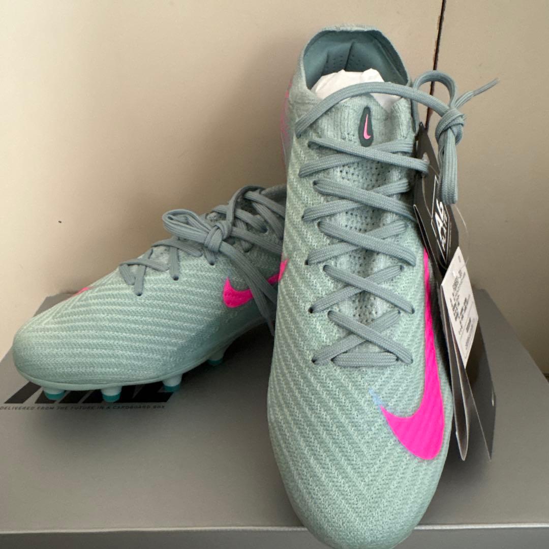 新品 Nike ズームマーキュリアル ヴェイパー 16 エリートAG-PRO ズーム マーキュリアル ヴェイパー 16 エリート KM AG-PRO／サッカー