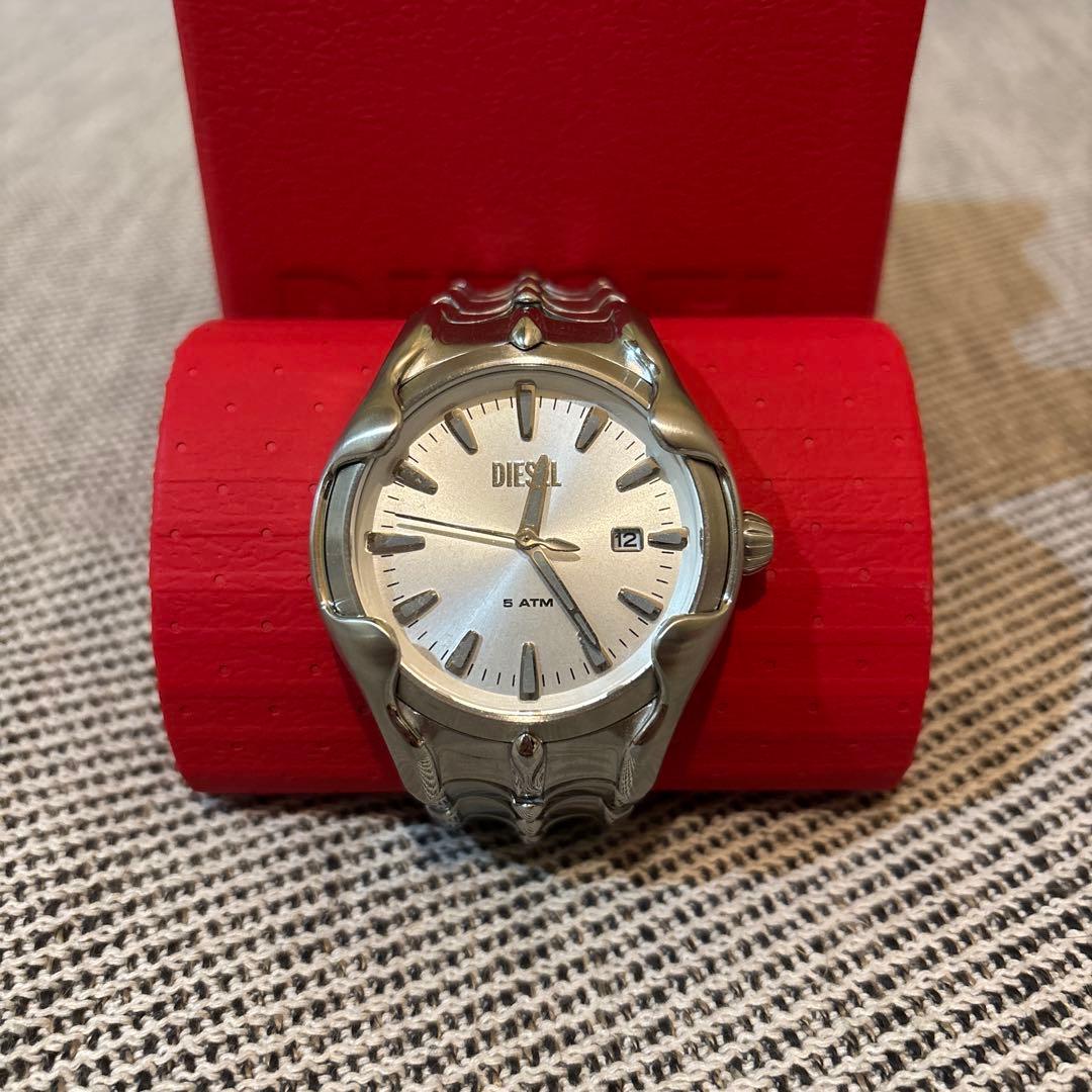 【DIESEL】　VERT DZ2185 腕時計 Men's Vert Three-Hand Date Stainless Steel Watch | Silver | Diesel