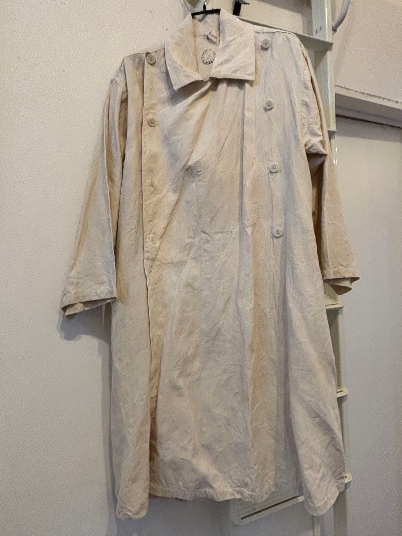 マルジェラもサンプリング　フランス軍のリネンコート 元ネタは何!? ミリタリーの名作からサンプリングした、ファッション