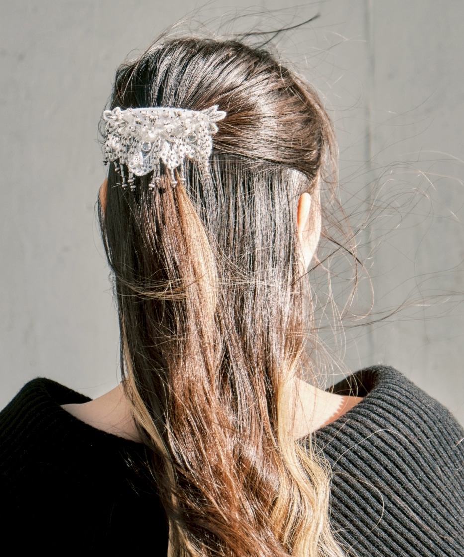 Snow bijou barrette left(FREE WHITE): tanakadaisuke: WOMENS